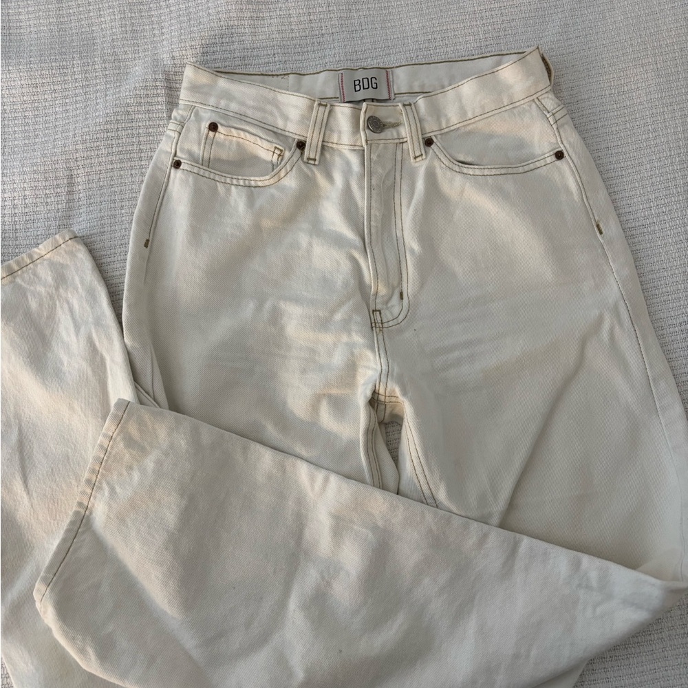 Urban Outfitters BDG Women's Straight Leg Cream Jeans